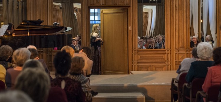 kc_vocaltrio (2).jpg