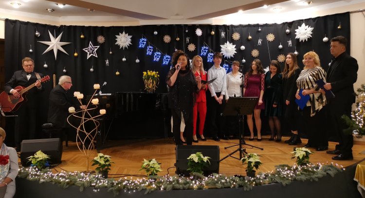 koncert 16.12-10.jpg