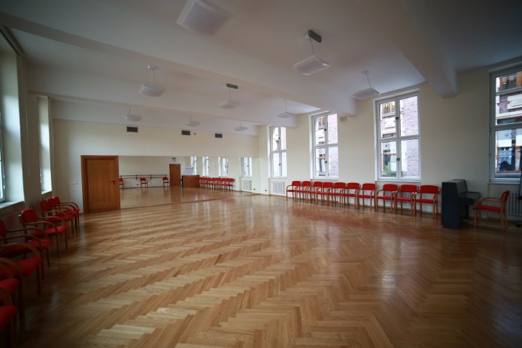 sala-taneczna.jpg
