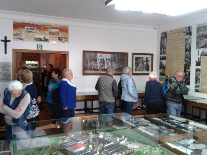 utw wycieczka ustroń 2019 (16).jpg