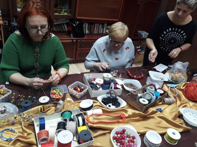 wariacje ze sznurkiem.. (8).jpg