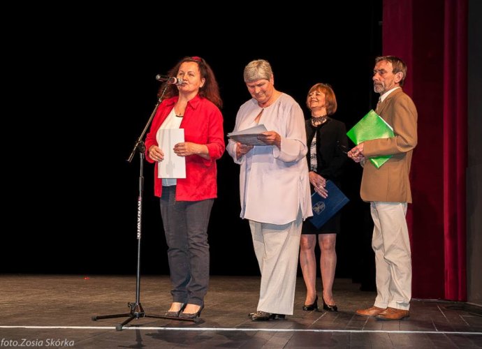 wreczenie nagrod.jpg